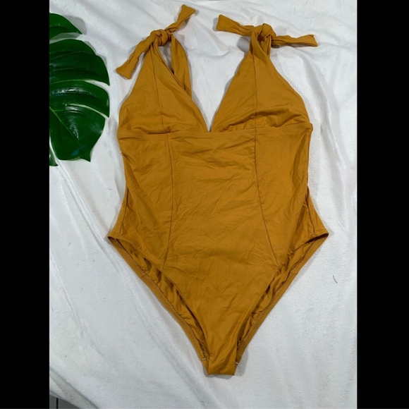 NEW L Space Isabelle One-Piece Swimsuit 12 Yellow - Picture 2 of 8